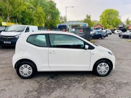 Voiture Volkswagen UP! Hatchback 1.0 BlueMotion Tech Move up! (2013/63) 3dr