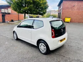 Voiture Volkswagen UP! Hatchback 1.0 BlueMotion Tech Move up! (2013/63) 3dr