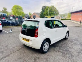 Voiture Volkswagen UP! Hatchback 1.0 BlueMotion Tech Move up! (2013/63) 3dr