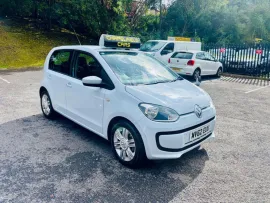 Voiture Volkswagen UP! Hatchback 1.0 Move up! (2013/62) 5dr