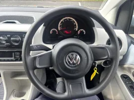 Voiture Volkswagen UP! Hatchback 1.0 Move up! (2013/63) 3dr