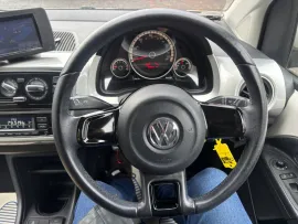 Voiture Volkswagen Hatchback 1.0 High up! (2012/62) 5dr