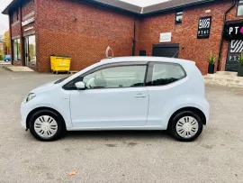 Voiture Volkswagen UP! Hatchback 1.0 Move up! (2012/62) 5dr
