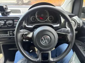 Voiture Volkswagen Hatchback 1.0 High up! (2012/62) 5dr