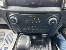 Voiture Ford Ranger 2.0 EcoBlue Wildtrak Pickup Double Cab 4dr Diesel Auto 4WD Euro 6 (s/s) (213 ps)