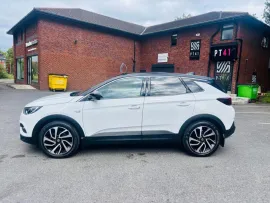 Voiture Vauxhall Grandland X 1.2 Turbo Elite Nav SUV 5dr Petrol Manual Euro 6 (s/s) (130 ps)