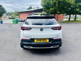 Voiture Vauxhall Grandland X 1.2 Turbo Elite Nav SUV 5dr Petrol Manual Euro 6 (s/s) (130 ps)