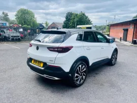 Voiture Vauxhall Grandland X 1.2 Turbo Elite Nav SUV 5dr Petrol Manual Euro 6 (s/s) (130 ps)