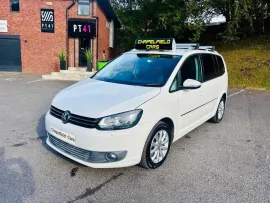 Voiture Volkswagen Touran 1.4 TSI HIGHLINE AUTOMATIC 5dr