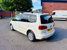 Voiture Volkswagen Touran 1.4 TSI HIGHLINE AUTOMATIC 5dr