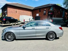 Voiture Mercedes-Benz C-Class 2.1 C220d AMG Line (Premium Plus) Saloon 4dr Diesel 7G-Tronic+ Euro 6 (s/s) (170 ps)