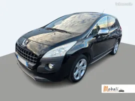 PEUGEOT 3008 - 1.6 HDi 115 CV ALLURE Couëron