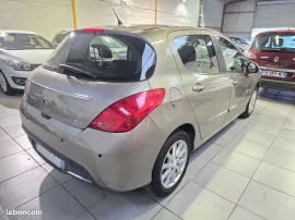 Voiture PEUGEOT 308 - 1.6 HDi 92 CV ACTIVE - 5 CV