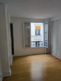 Location studio refait neuf