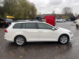 Voiture Volkswagen Golf SE FSI MOT 11/26 AUTO 32K PSH ULEZ 1.4 5dr