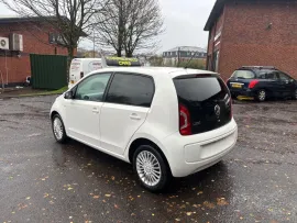 Voiture Volkswagen HIGH UP 1.0 5dr