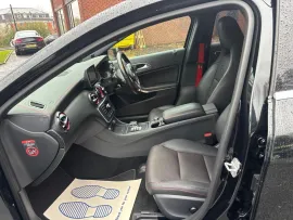 Voiture Mercedes-Benz A Class AMG A 45 4MATIC PREMIUM MOT 11/26 AUTO 63K PSH ULEZ 2.0 5dr
