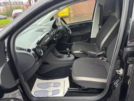 Voiture Volkswagen HIGH UP AUTO MOT 11/26 39K ULEZ 1.0 5dr
