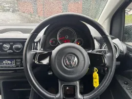 Voiture Volkswagen HIGH UP AUTO MOT 11/26 39K ULEZ 1.0 5dr