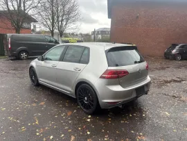 Voiture Volkswagen Golf 2.0 TSI GTI TCR HATCHBACK 5DR PETROL DSG EURO 6 (S/S) (290 PS) AUTO MOT 11/26 40K ULEZ