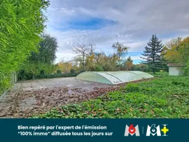 Vente Monnaie centre- maison familiale 245m2 – Terrain arboré 1 120 m² – Piscine – 3 garages