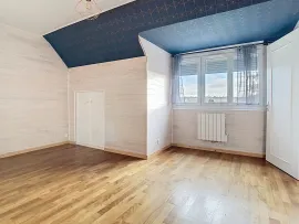 Vente APPARTEMENT DUPLEX AU PIED DES COMMERCES