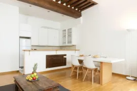 Location Appartement T3 meublé proche commerces à Paris 6e