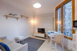 Location de vacances studio meublé 15 m² a paris 18e