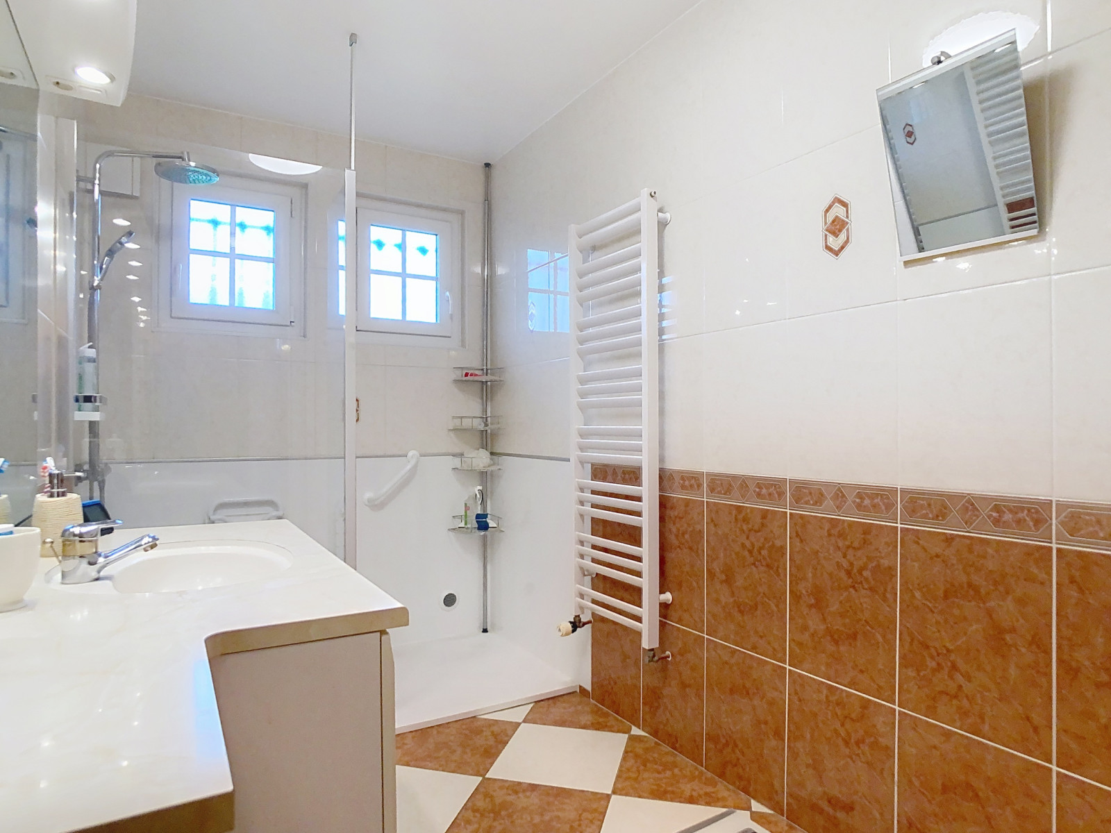 Vente GRANDE MAISON FAMILIALE LUMINEUSE 6 CHAMBRES