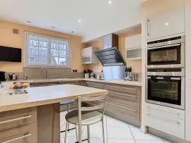 Vente GRANDE MAISON FAMILIALE LUMINEUSE 6 CHAMBRES