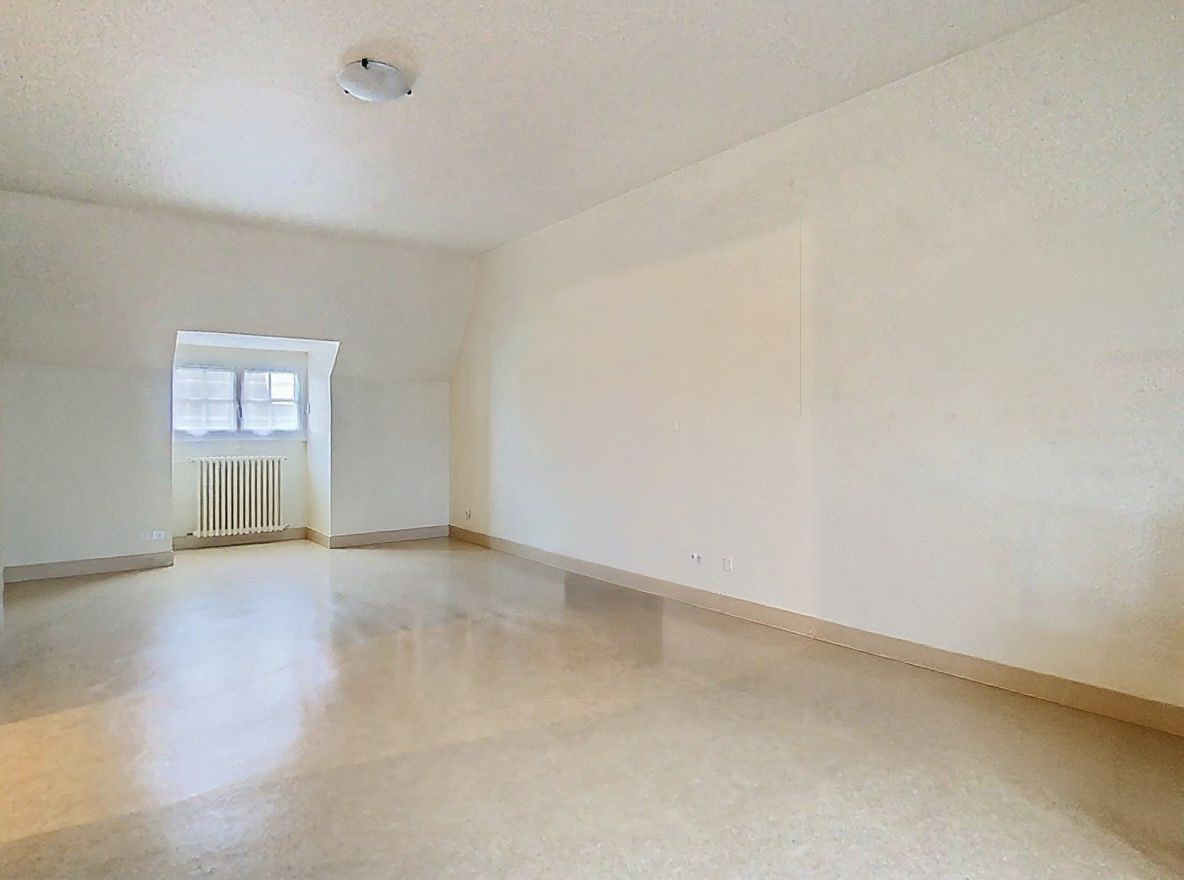 Vente GRANDE MAISON FAMILIALE LUMINEUSE 6 CHAMBRES