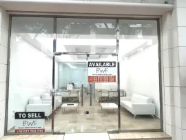 Murs de boutique 57m2 Puerto banus Marbella