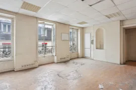 Vente Appartement 3 pièces traversant - Paris 8e