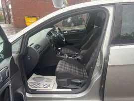 Voiture Volkswagen Golf 2.0 TSI GTI TCR HATCHBACK 5DR PETROL DSG EURO 6 (S/S) (290 PS) AUTO MOT 11/26 40K ULEZ