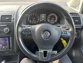 Voiture Volkswagen Touran 1.4 TSI HIGHLINE AUTOMATIC 5dr