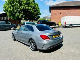Voiture Mercedes-Benz C-Class 2.1 C220d AMG Line (Premium Plus) Saloon 4dr Diesel 7G-Tronic+ Euro 6 (s/s) (170 ps) MOT 9/26 FSH ULEZ AUTO LEATHER
