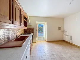 Vente Maison en pierre avec potentiel et dépendances   Saint-Georg