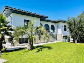 Location de vacances Villa Oihanada