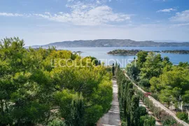 Location de vacances Villa Mirror