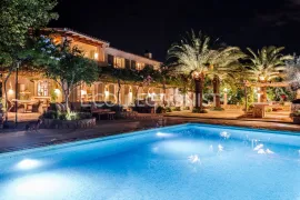 Location de vacances Villa Almanara
