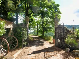 ARDECHE BELLE DEMEURE XVIIème Le Cheylard