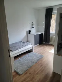 Colocation Ettaler Straße, Berlin