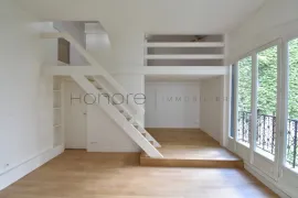 Vente TROCADERO / POMPE – MAISON DE VILLE ATYPIQUE