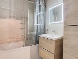 Vente APPARTEMENT RENOVE AVEC ASCENSEUR ET BALCON