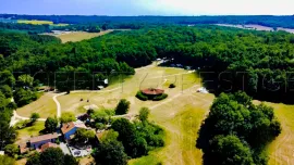 PERIGORD DOMAINE AVEC PRL 24 HA MARIAGES Brantome