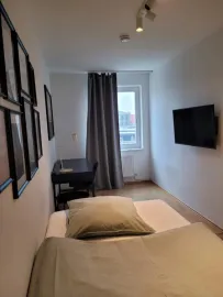 Colocation Sonntagstraße, Berlin