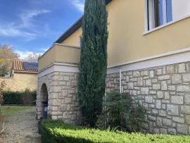 Vente CHARLEVAL Maison T6, 110 m² en R+1 , garage