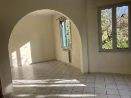 Vente CHARLEVAL Maison T6, 110 m² en R+1 , garage