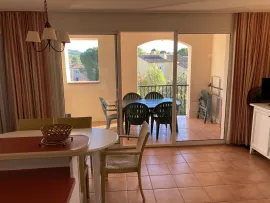 Vente 3/4 pièces avec terrasse de 10 m² et pkg