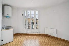 Vente CLICHY - SOUCHAL